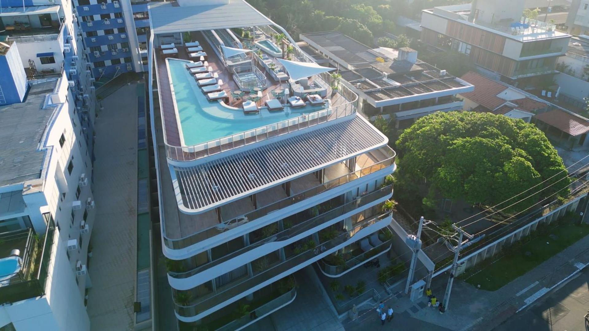 Setai Yacht Comfort - By Almare Flats *