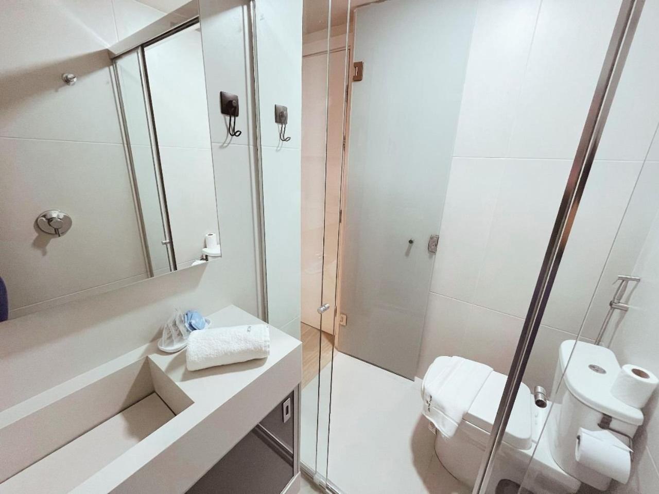 Setai Yacht Comfort - By Almare Flats *
